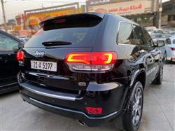 جیپ گراند شیرۆکی
